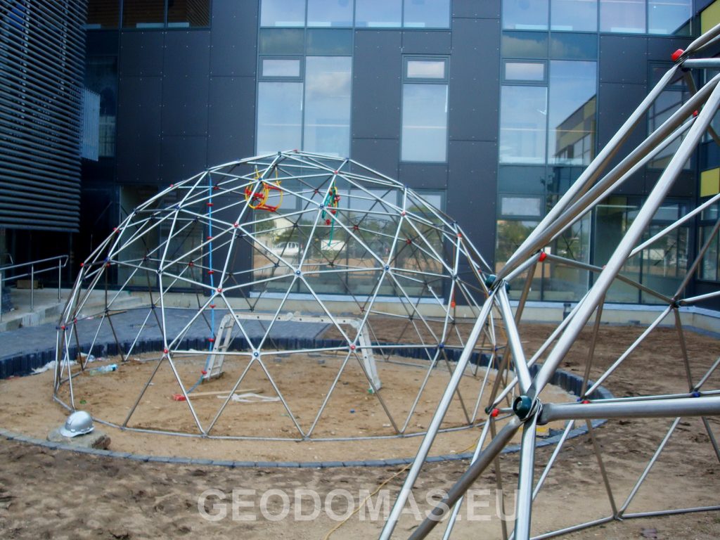 plauground_dome_28_geodomas_5