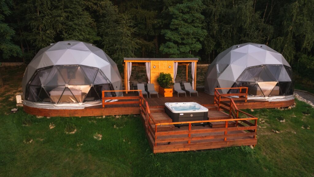 GLAMP 35  Ø6,7m ▪︎ 35m² | TOUTES SAISONS · 36