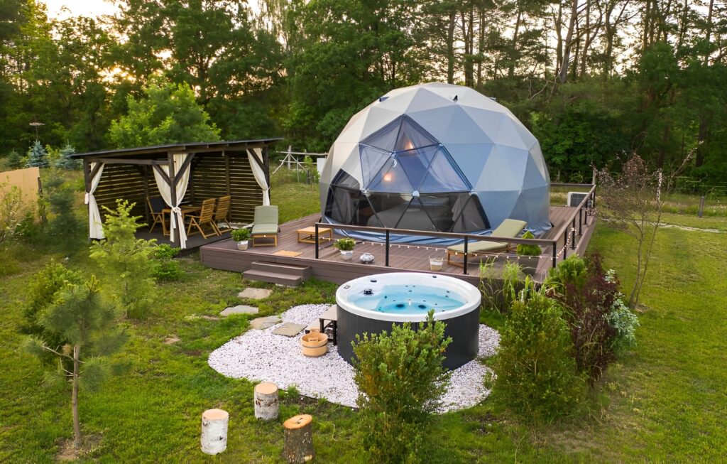 GLAMP 35  Ø6,7m ▪︎ 35m² | TOUTES SAISONS